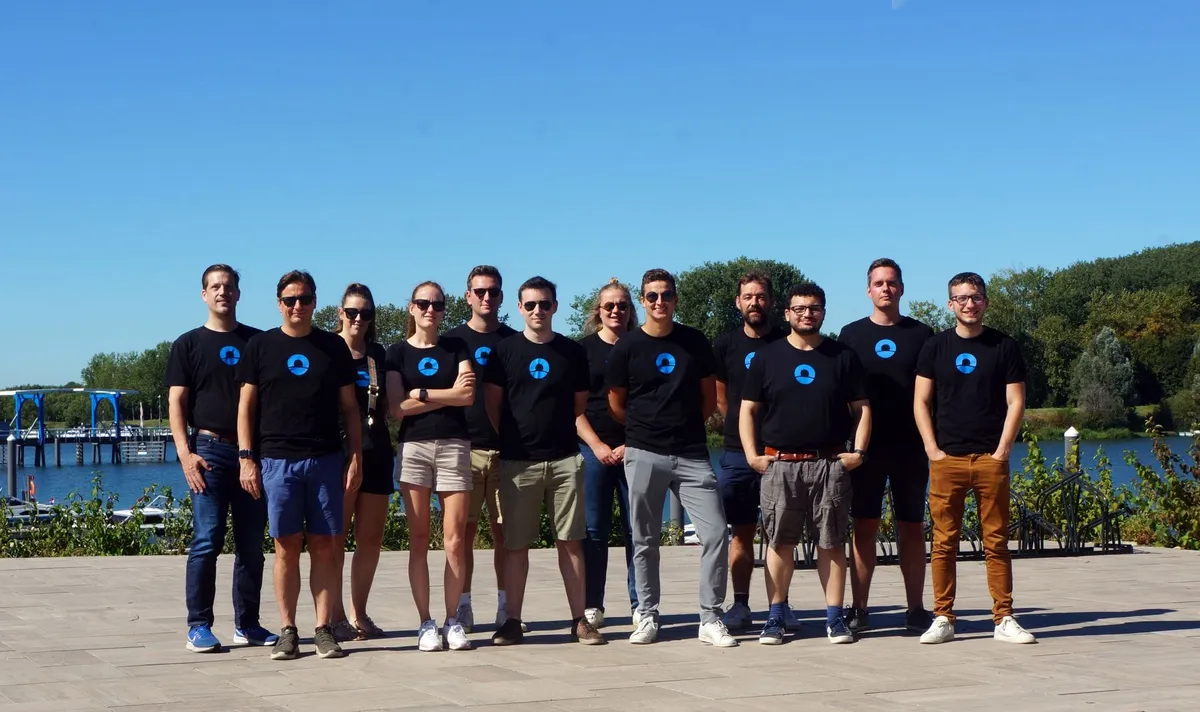 The Extra Horizon team